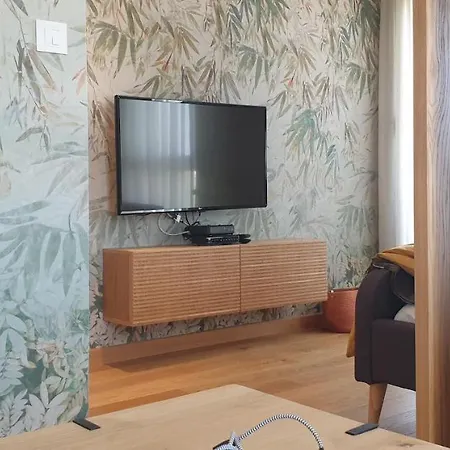 Forest Private Parking *