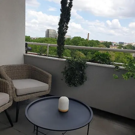 Forest Private Parking Апартаменты